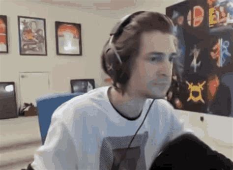 xqc face|Xqc GIF